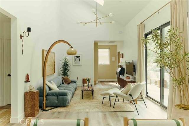 Foto del edificio - 6010 Oak Hill Pl