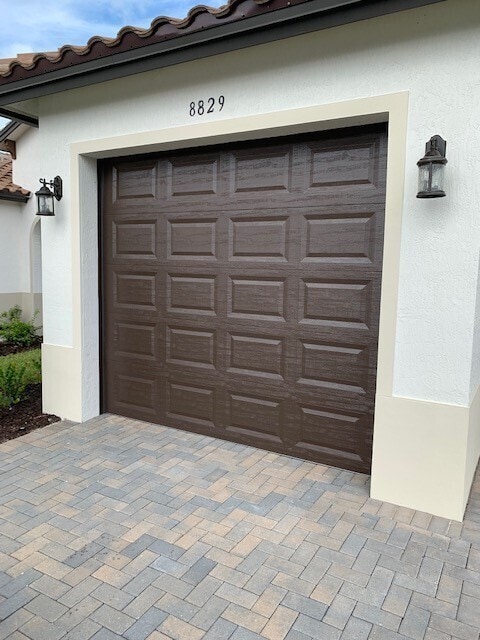 Building Photo - 8829 Madrid Cir