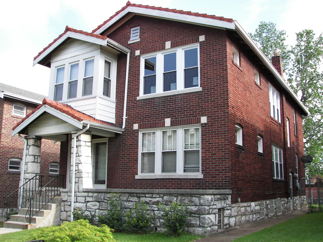 House Front - 5022 Winona Ave