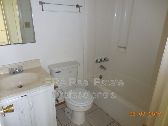 Foto del edificio - 1310 River Birch Run S