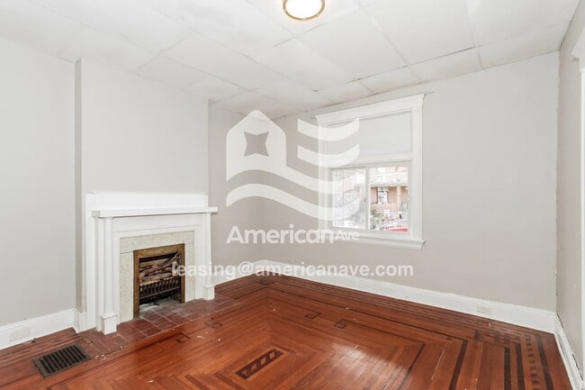 Building Photo - 1014 Parkson Pl