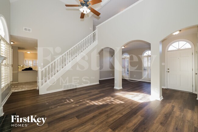 Foto del edificio - 8995 Country Leaf Cove