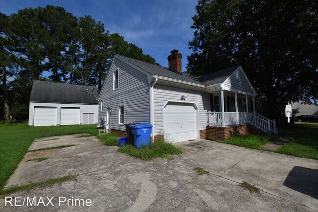 Foto del edificio - 3 br, 2 bath House - 3204 Tyre Neck Rd.