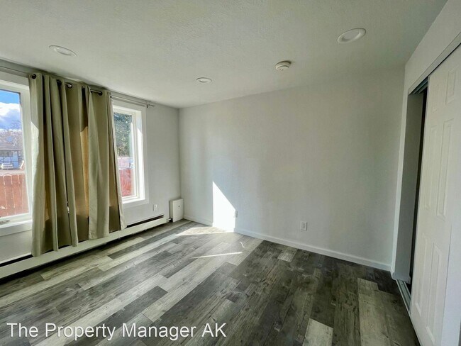 Foto del edificio - 4 br, 2 bath House - 308 Haines Ave. #Upst...