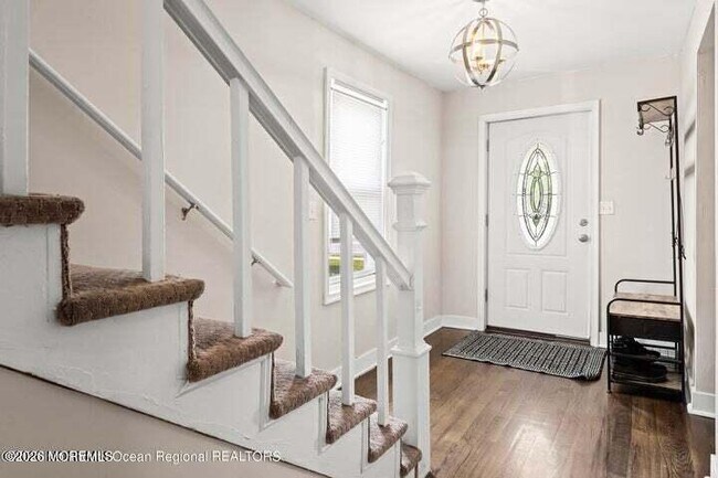 Foto del edificio - 109 S Main St