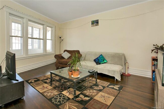 Foto del edificio - 618 N Broadway