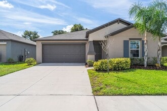 Building Photo - 5524 Blue Azure Dr