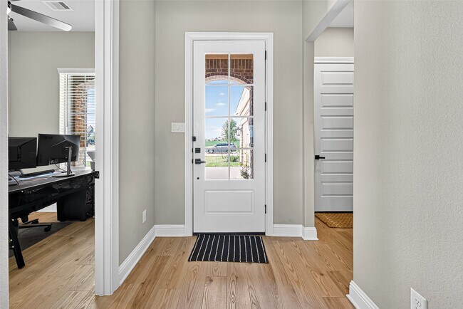 Foto del edificio - 2135 Tioga Vw Dr