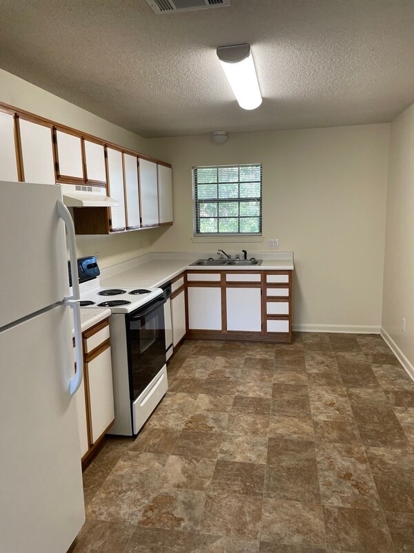 Foto del edificio - 112 Bayou View Dr