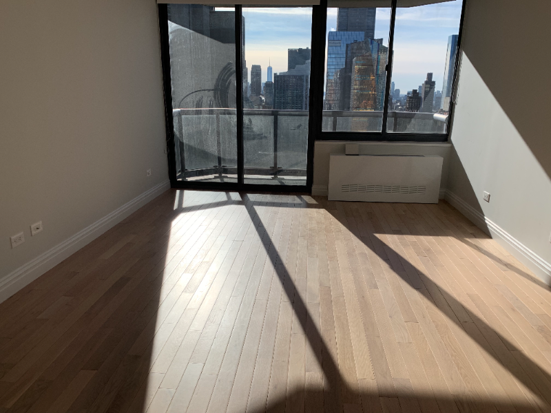 Foto principal - 235 W 48th St