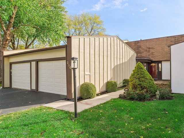 Foto principal - 236 Cascade Dr