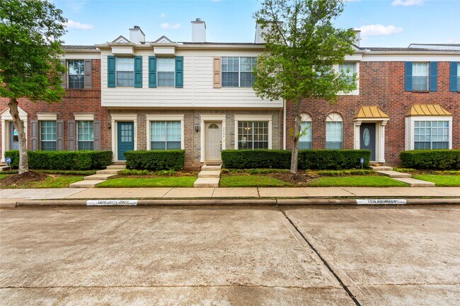 Foto del edificio - 2930 Grants Lake Blvd