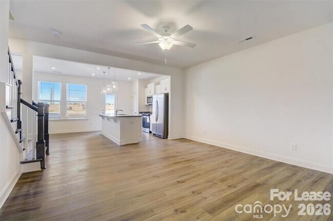 Foto del edificio - 3853 Hayden Ln