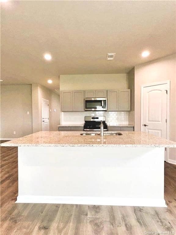 Foto del edificio - 3143 Ravenwood St