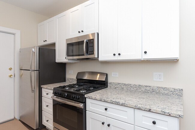 Foto del edificio - 1360 E 52nd St