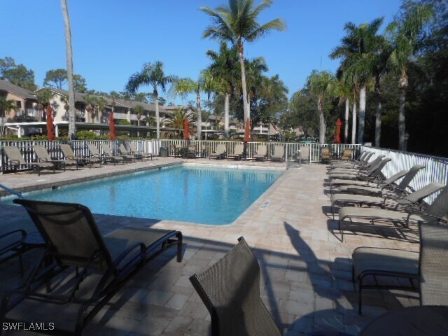 Foto del edificio - 7360 Glenmoor Ln