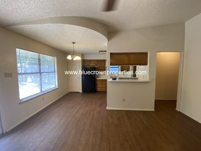 Foto del edificio - 7 Shady Valley Ct