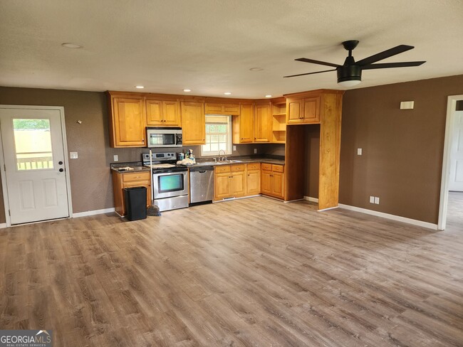 Building Photo - 2600 Whippoorwill Trail