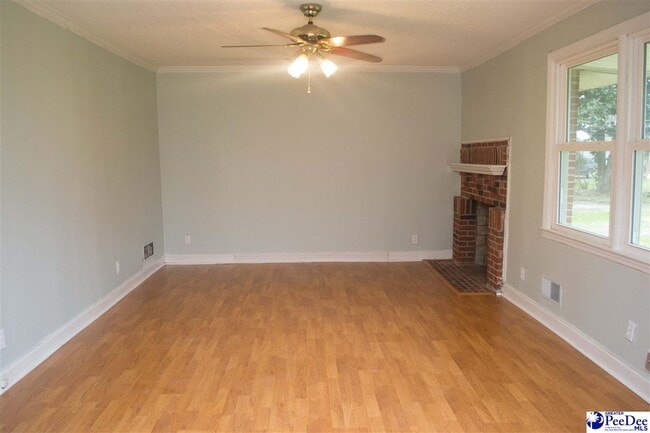 Foto del edificio - 109 Lands End Dr