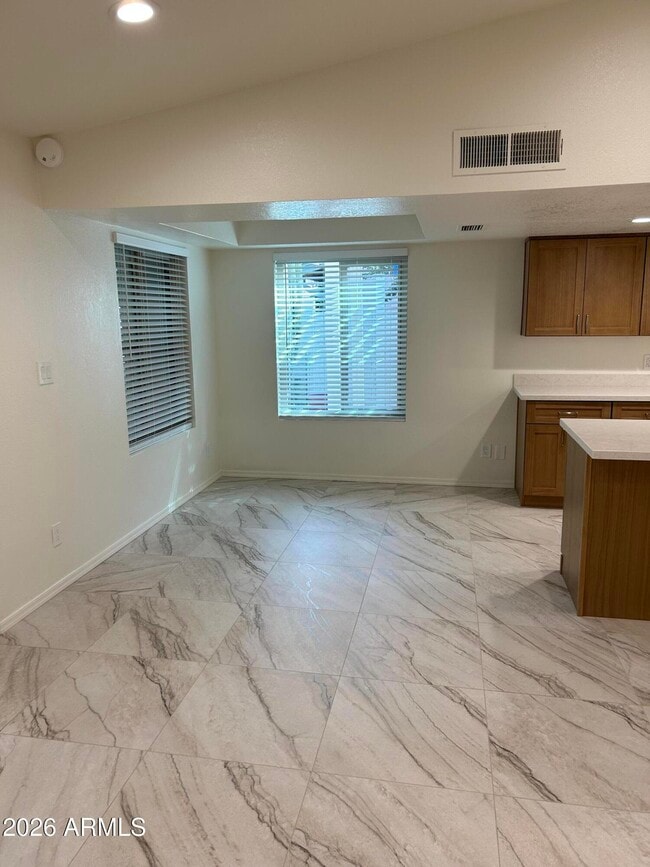 Building Photo - 5608 W Lupine Ave