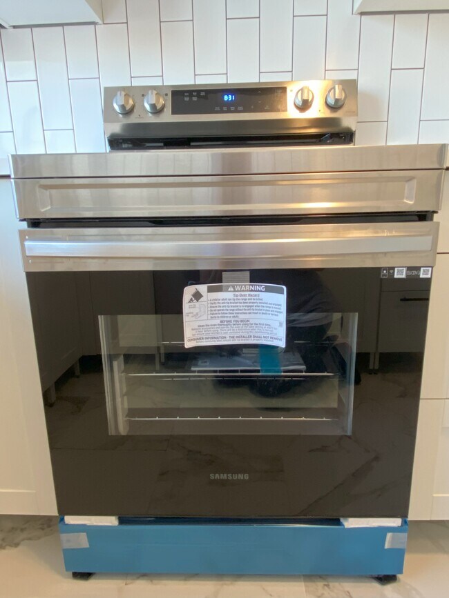 Photo du bâtiment - 10612 154 St NW