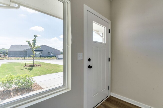 Foto del edificio - 816 Fox Ridge St