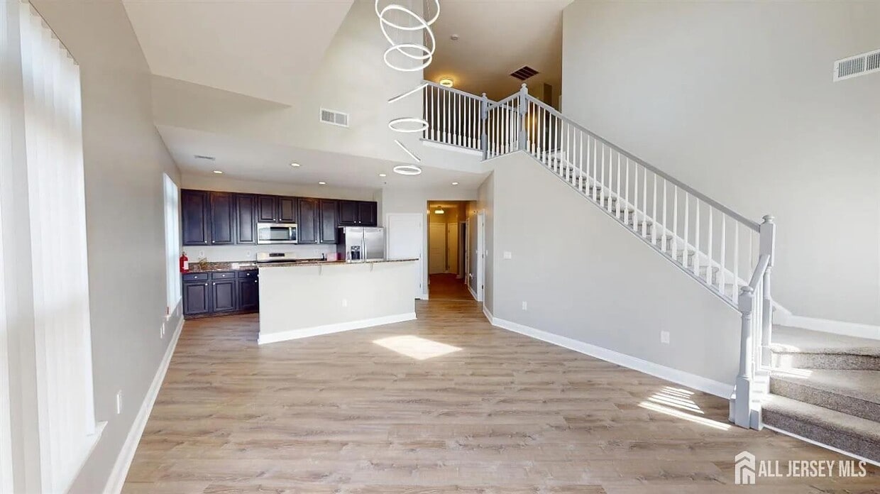 Foto principal - 6403 Fernandez Ct