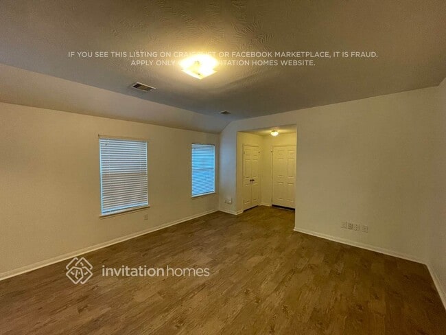 Foto del edificio - 18811 N Lyford Dr