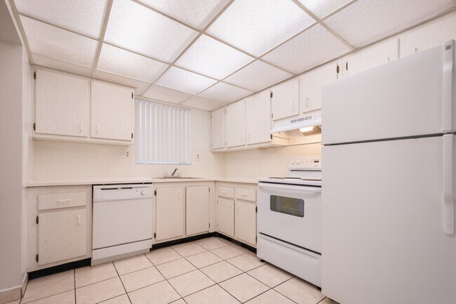 Courtyards at Sunrise - 4