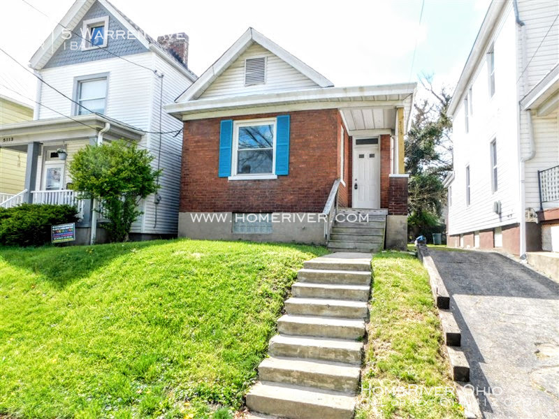 Primary Photo - Check out this nice 2 BD/1 BA home