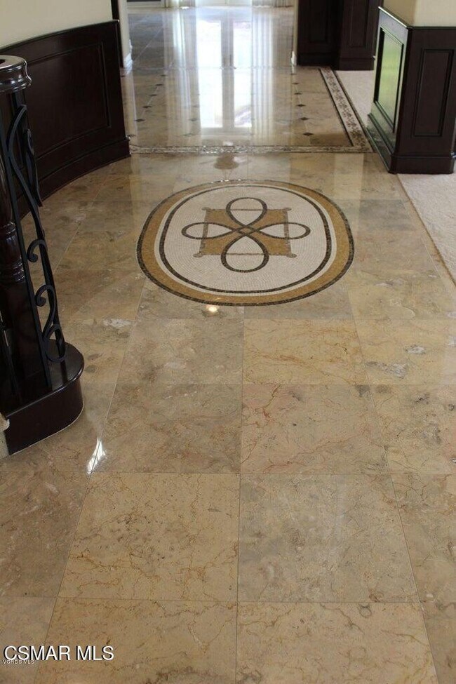 Foto del edificio - 1555 Arroyo View St