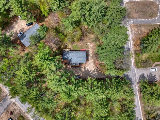 Foto del edificio - 61 Lovewell Pond Rd