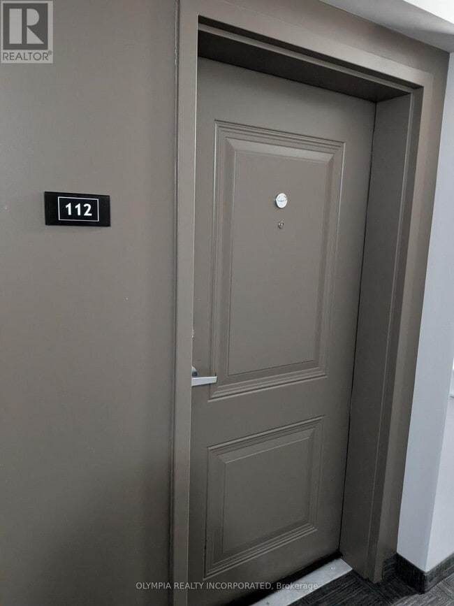 Building Photo - 4644 Pettit Ave