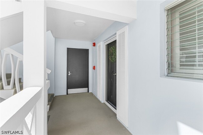 Building Photo - 280 2nd Ave S