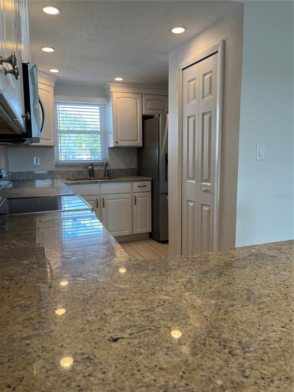 Building Photo - 601 McDonald Terrace