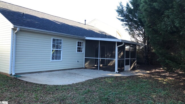Building Photo - 31 Seaside Ln