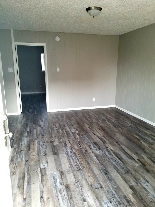 1302 Harris Ave, Killeen, TX 76541 Apartments in Killeen, TX