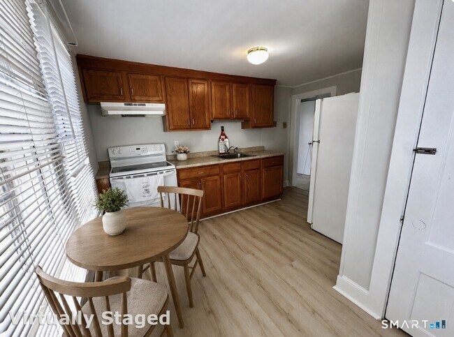 Foto del edificio - 18 Springside Ave