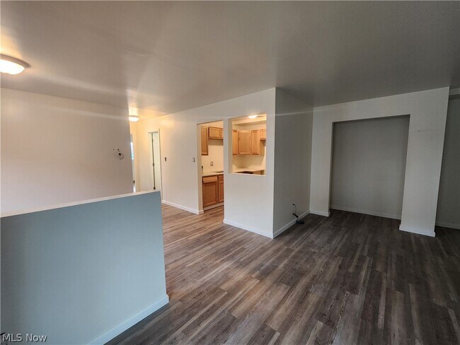 Foto del edificio - 26680 Tungsten Rd