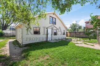 Building Photo - 1146 S Pattie St
