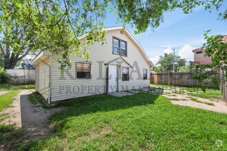 Building Photo - 1146 S Pattie St