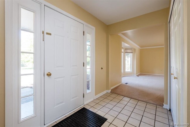 Building Photo - 24284 Bramblewood Dr
