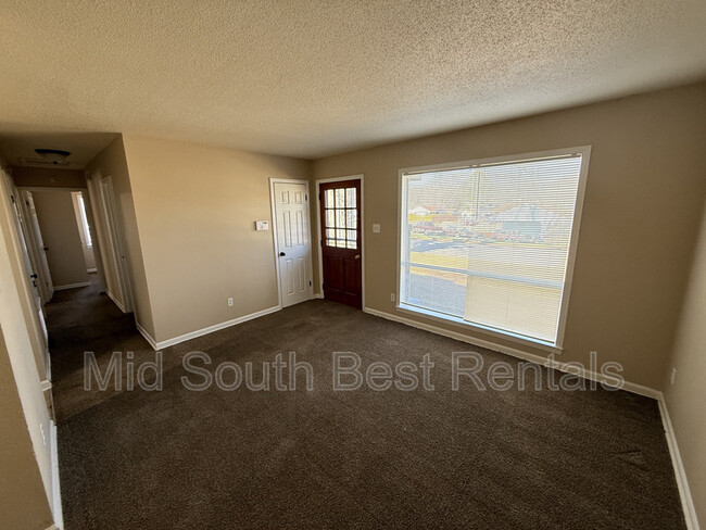 Building Photo - 4278 Brookway St