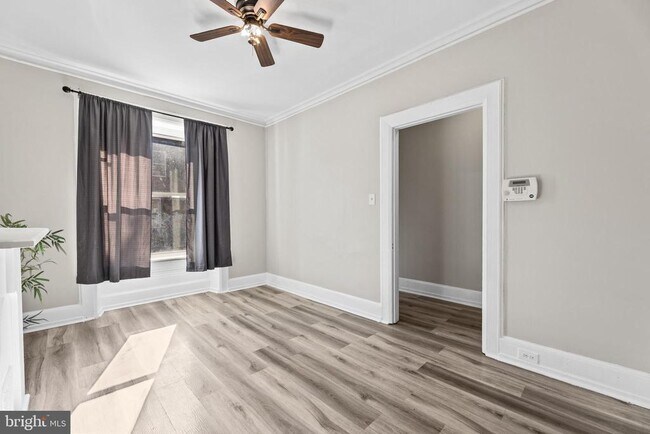 Foto del edificio - 1836 N Croskey St