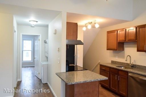 Primary Photo - 2 br, 1 bath Apartment - 110 Morris St