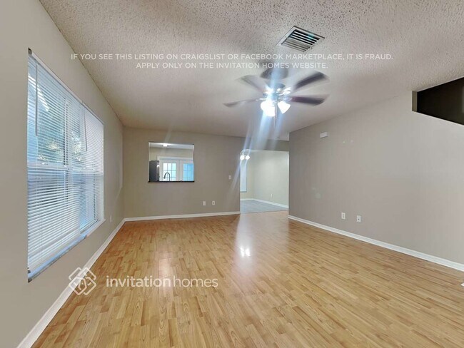 Foto del edificio - 722 Cape Cod Cir
