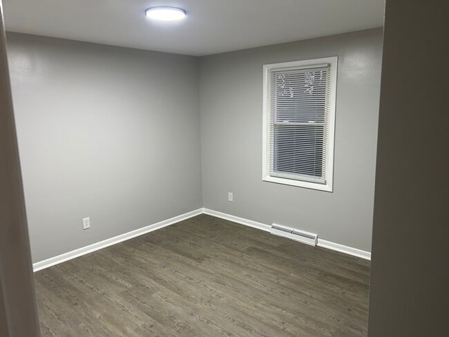 Foto del edificio - 8523 Pleasantwood Ave NW