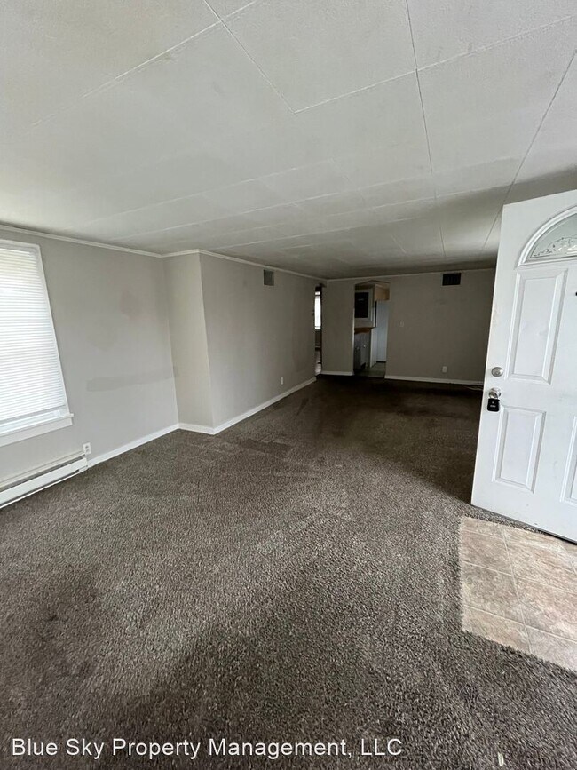 Building Photo - 2 br, 1 bath House - 106 E. Harvard Ave.