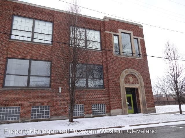 Primary Photo - 8205 Franklin Blvd