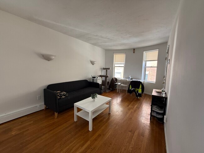 Building Photo - 24 Saint Cyprians Pl